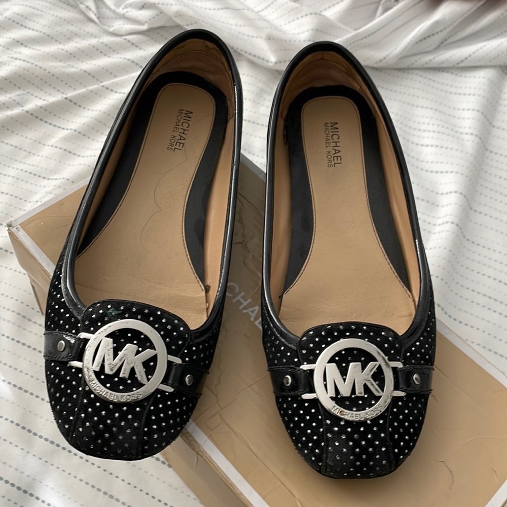 Black shoes womens size 7.5 Excellent condition